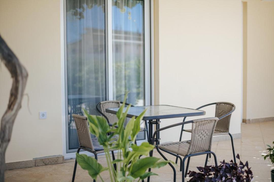 Olive Garden Apartment Bar Bagian luar foto