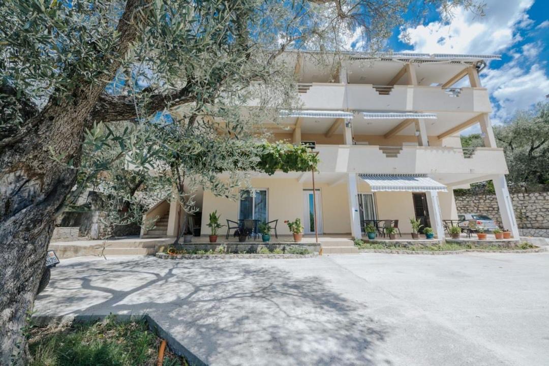 Olive Garden Apartment Bar Bagian luar foto