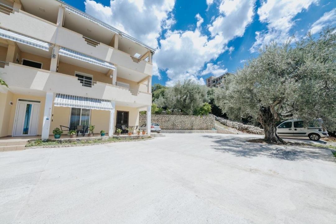 Olive Garden Apartment Bar Bagian luar foto